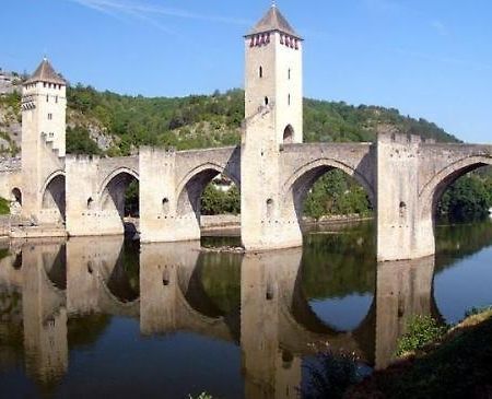 Hotel Restaurant Du Tourisme Latronquiere Экстерьер фото