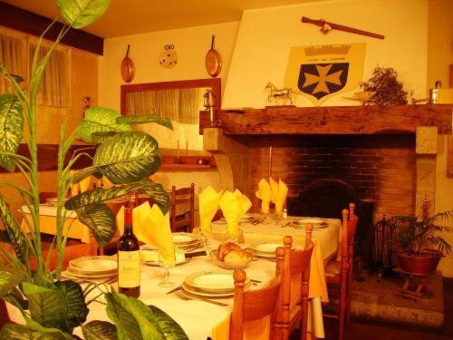 Hotel Restaurant Du Tourisme Latronquiere Экстерьер фото