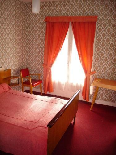 Hotel Restaurant Du Tourisme Latronquiere Удобства фото
